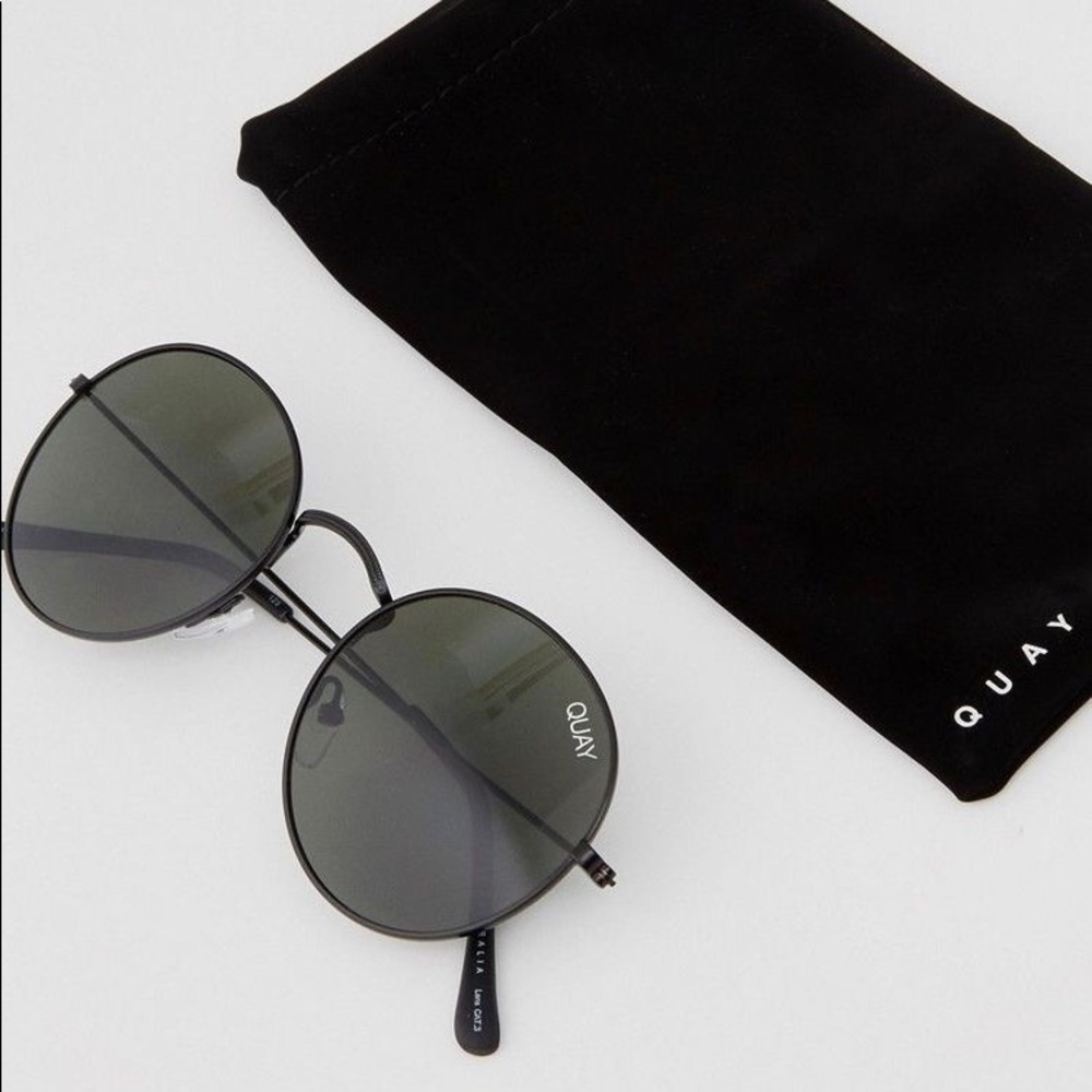 Brand New Quay Mod Star Sunglasses